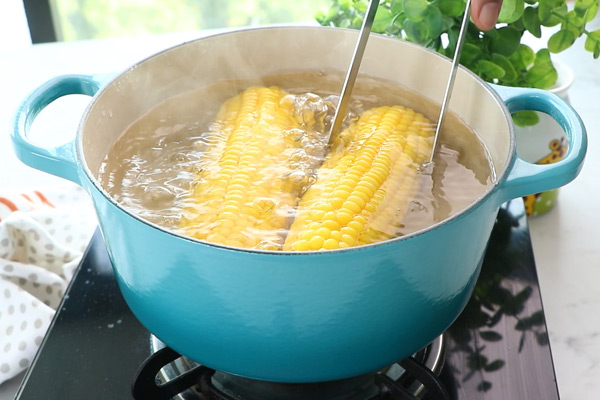 How to Properly Boil Sweet Corn for Perfectly Tender Results in 2025