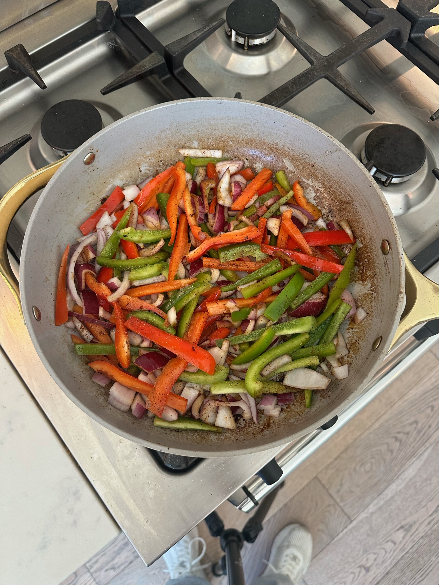 Smart Ways to Perfectly Pan Fry Chicken Breast in 2025: Discover Timing & Techniques