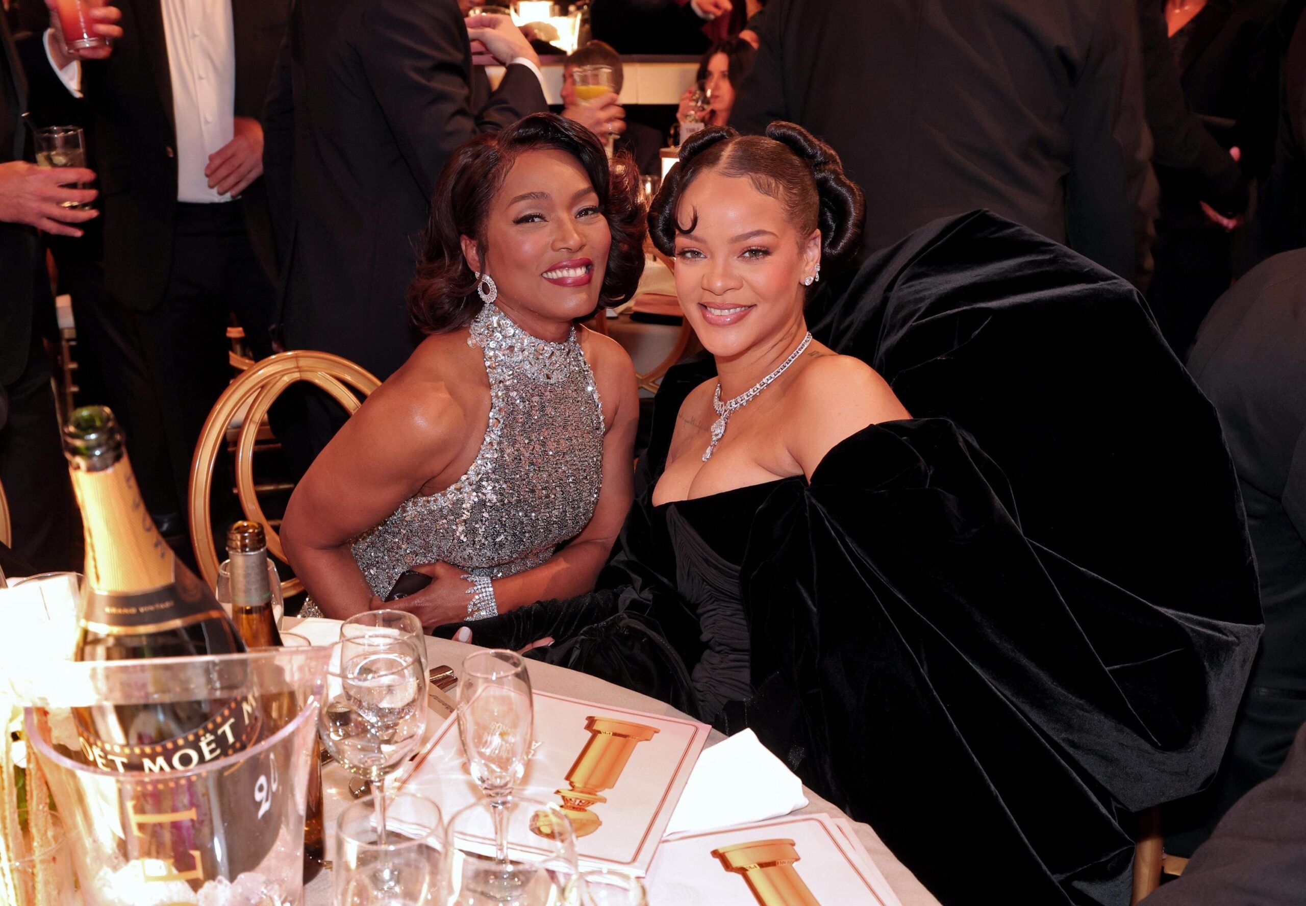 How to Watch the 2024 Golden Globes: Practical Steps for Fans